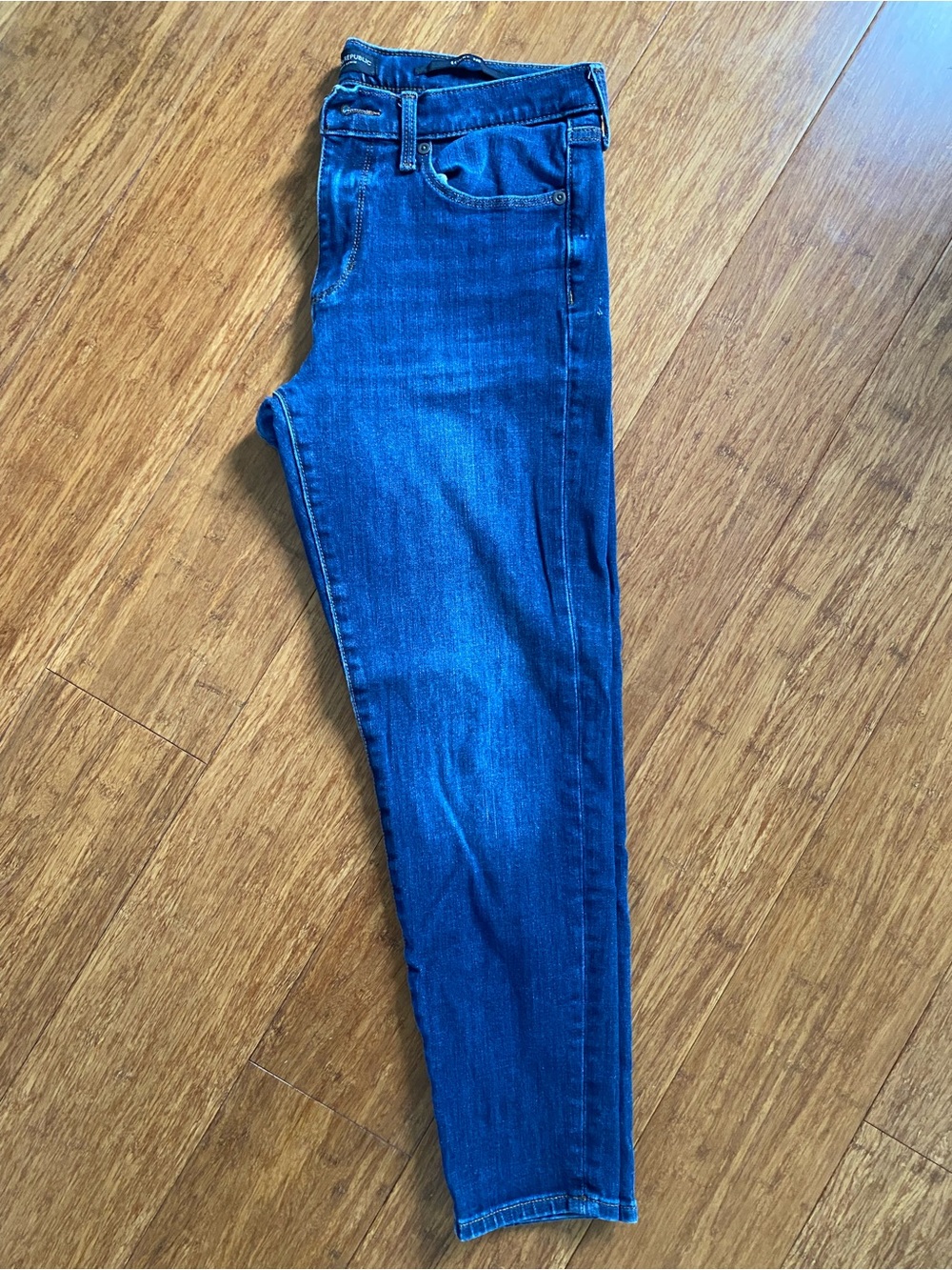 Banana Republic Women’s Skinny Jeans - Short Inseam